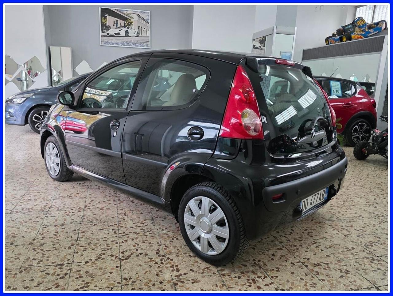 Peugeot 107 1.0 5/P Cambio Automatico Garanzia