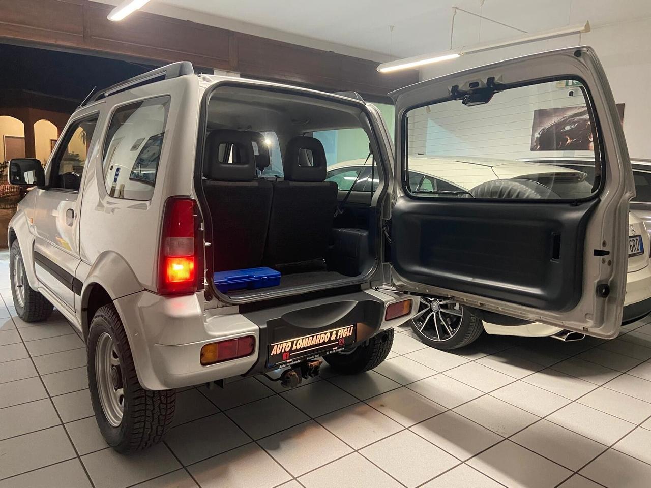 Suzuki Jimny 1.5 DDiS cat 4WD JLX