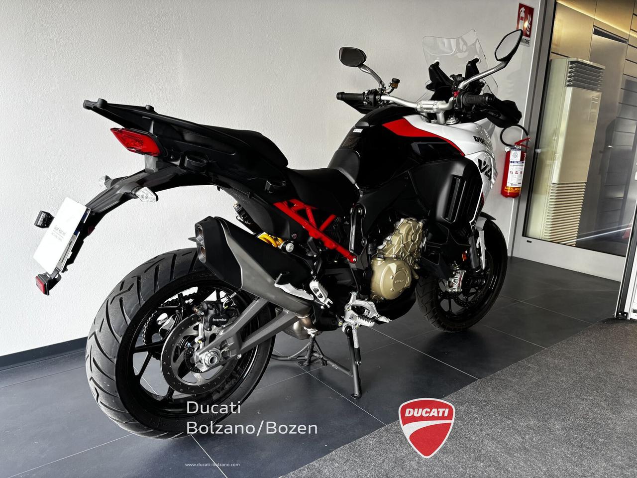 Ducati Multistrada V4s Performance