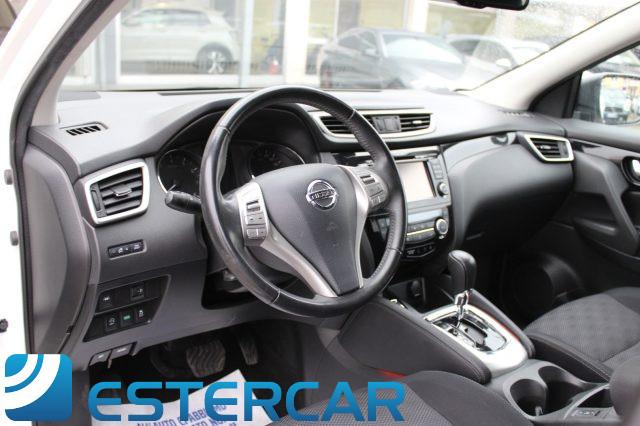 NISSAN Qashqai 1.2 DIG-T aut N-Connecta