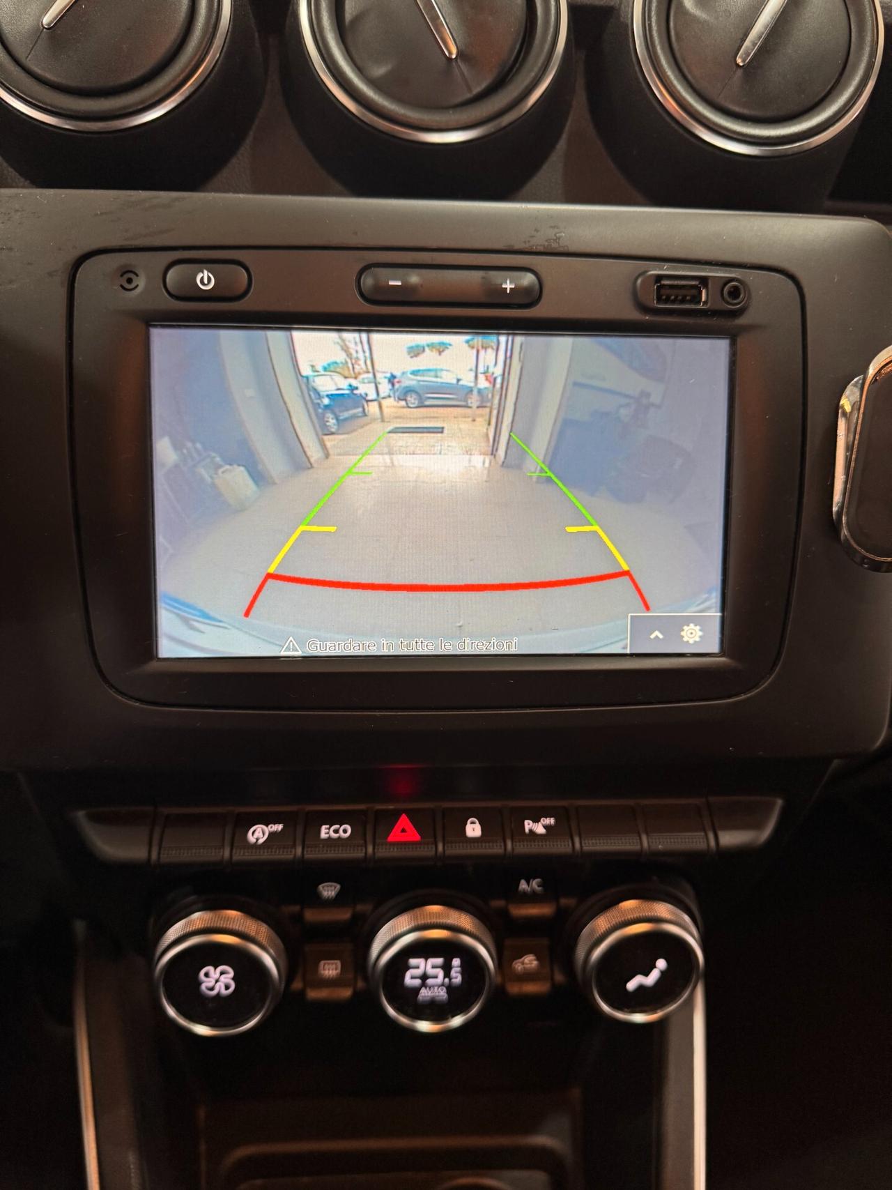 Dacia Duster 1.6 cc. 114 cv. GPL NAVIGATORE OK NEOPATENTATI