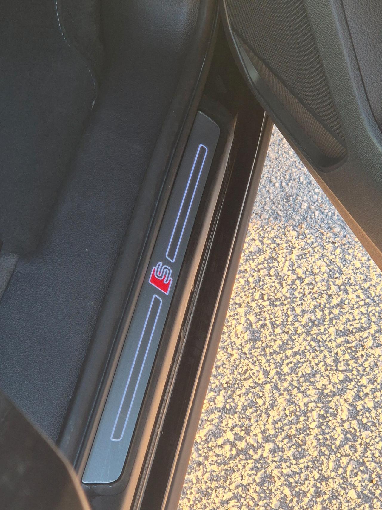 Audi Q3 40 TFSI quattro S tronic line edition