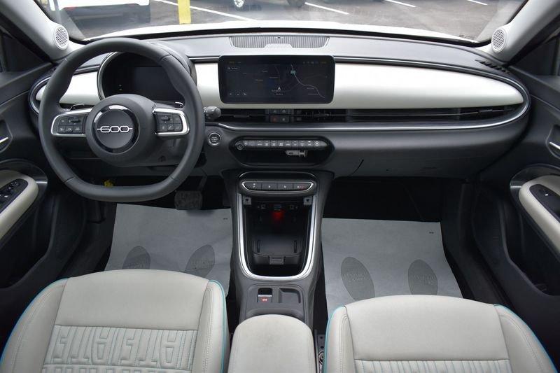 FIAT 600 600 Hybrid 110 CV DCT MHEV La Prima