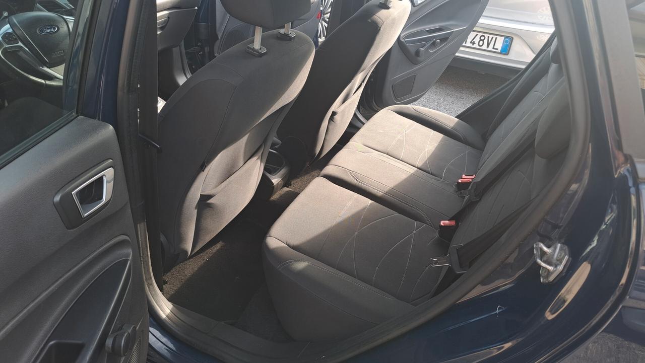Ford Fiesta 1.2 60CV 5 porte OK NEO PATENTATI