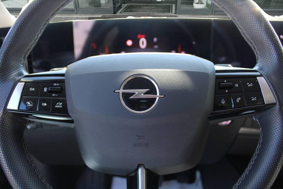 Opel Astra 1.2 t Elegance 130cv AUTOMATICA e Telecamera