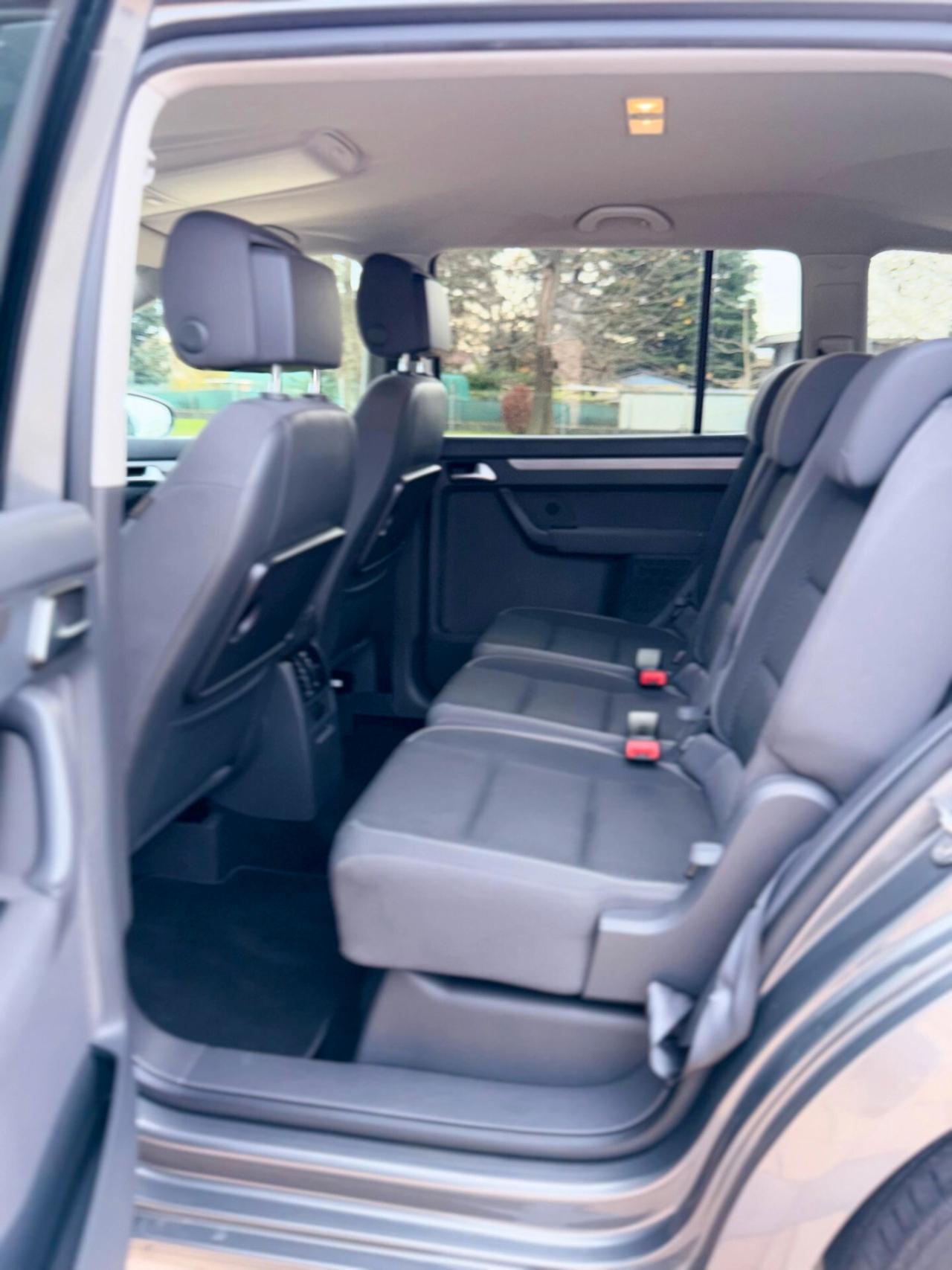 Volkswagen Touran Business 1.4 Highline EcoFuel