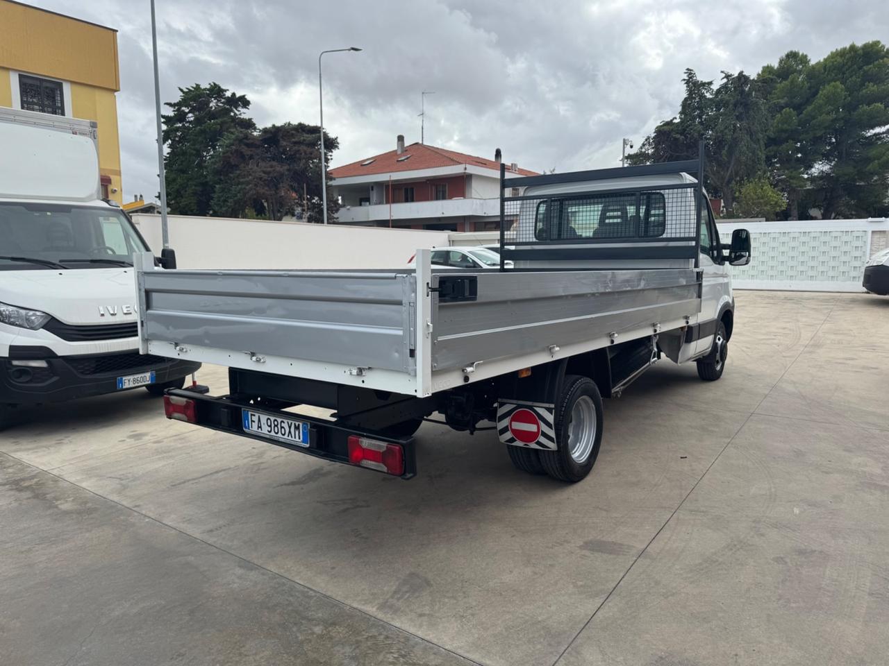 Iveco Daily 35c15 cassonato