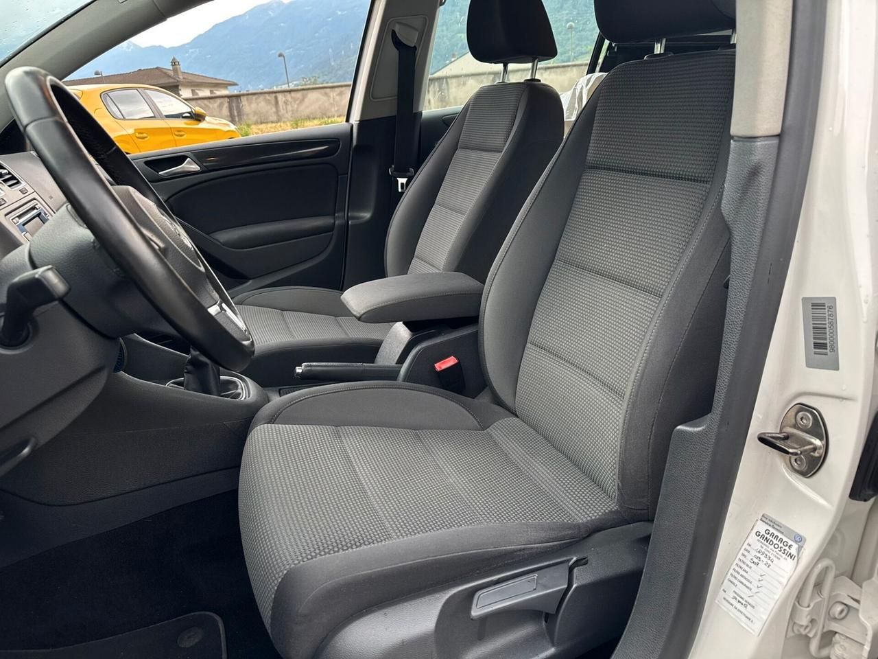 VOLKSWAGEN GOLF 1.6cc 105CV TDI NEOPATENTATI