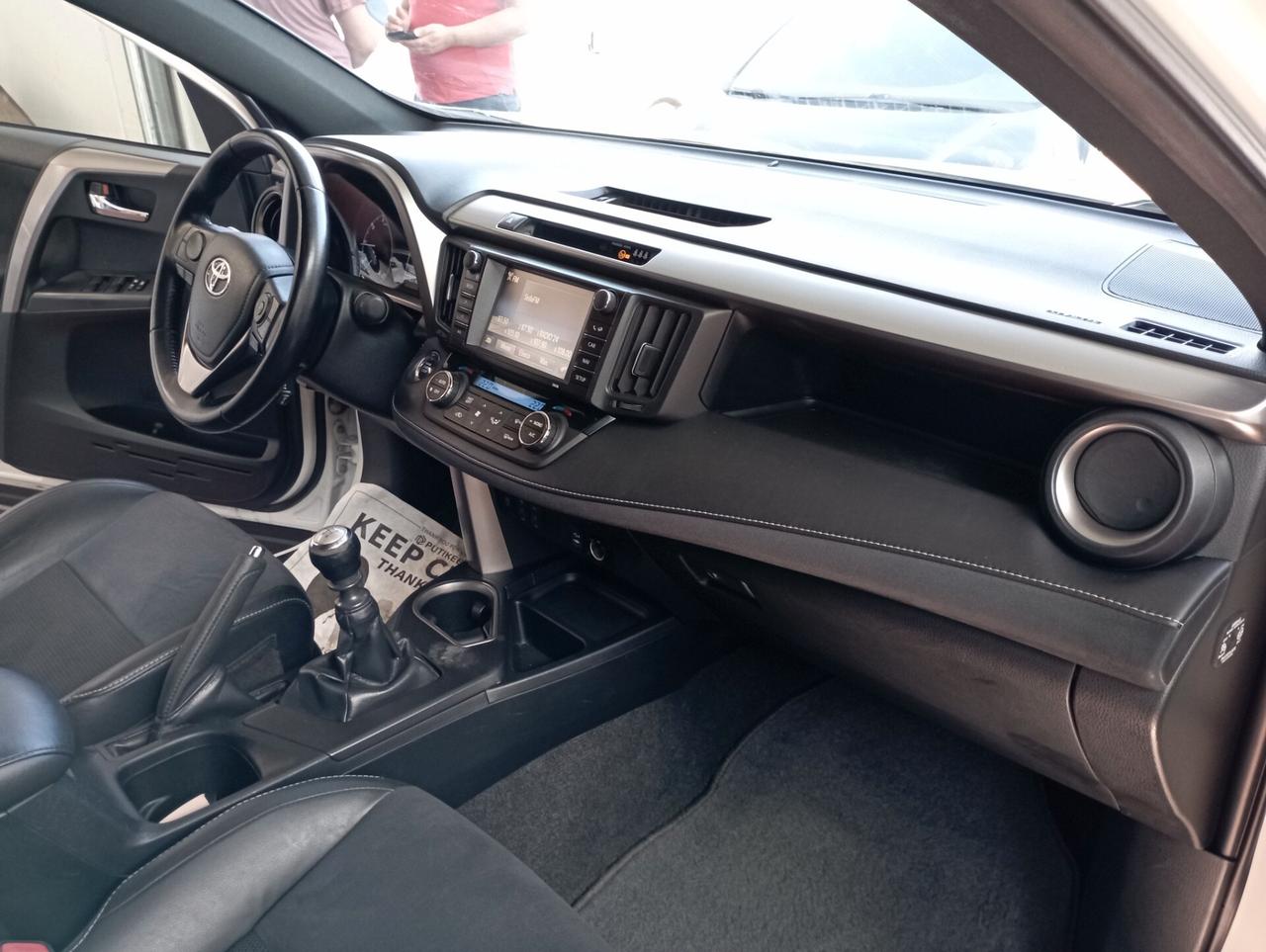 Toyota RAV 4 RAV4 2.0 D-4D 2WD Lounge