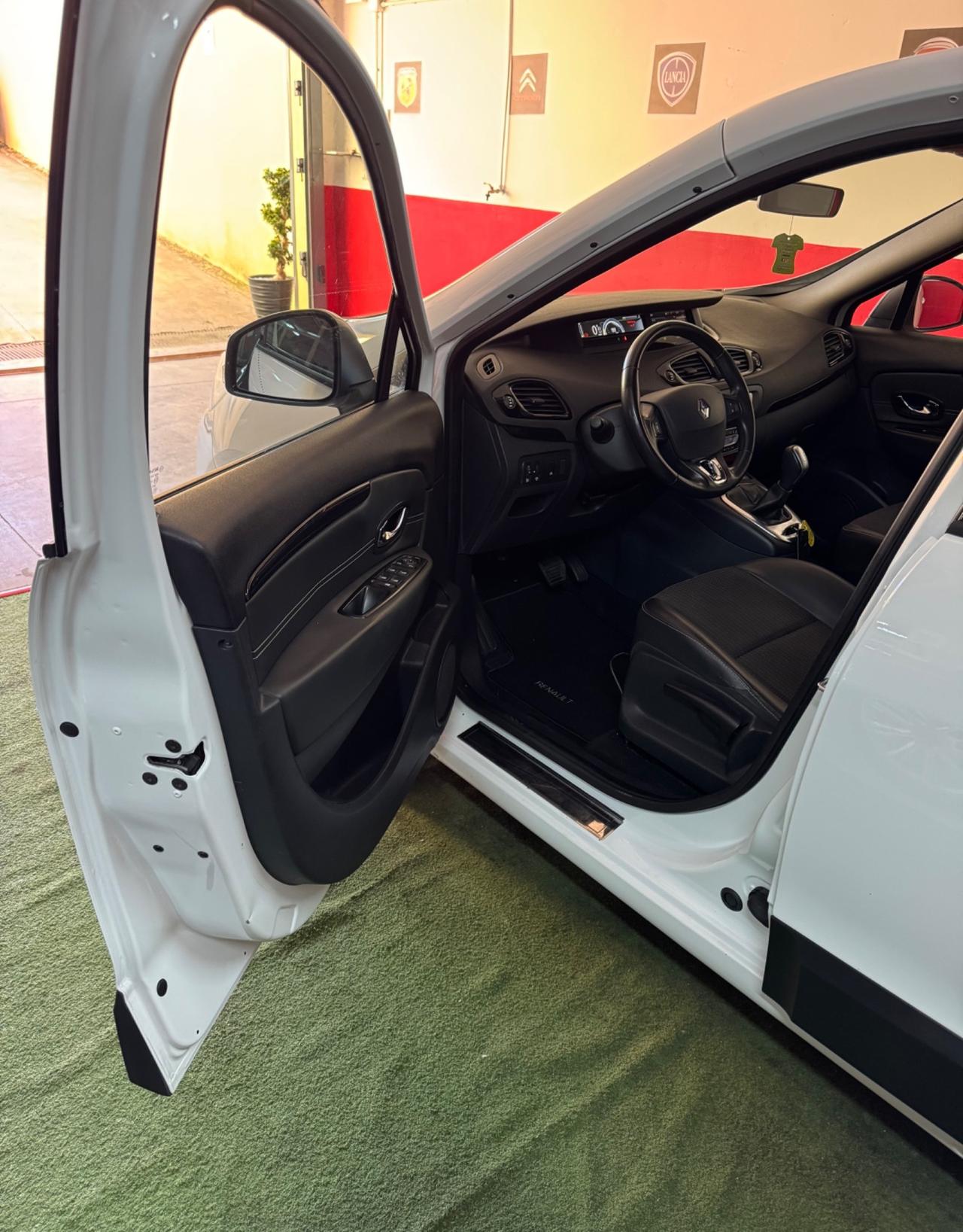 Renault scenic X MOD 1.5 DCI 110 CV 7 Posti c automatico