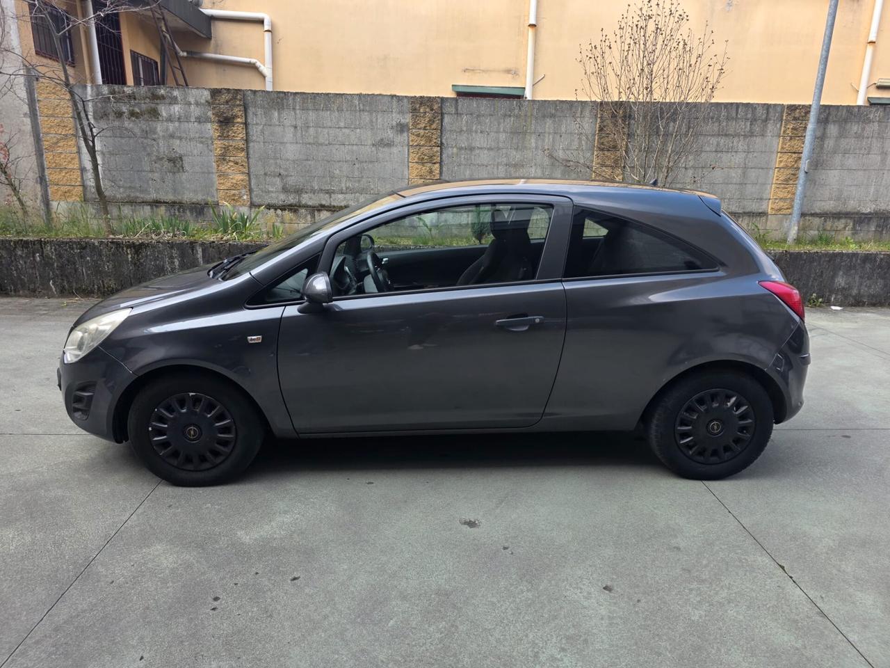 Opel Corsa 1.2 3 porte Elective