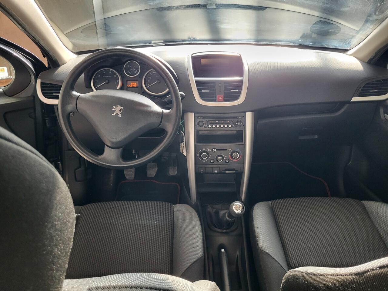 Peugeot 207 Plus 1.4 8V 75CV 5p. ECO GPL