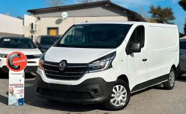 Renault Trafic T27 2.0 dCi 120CV
