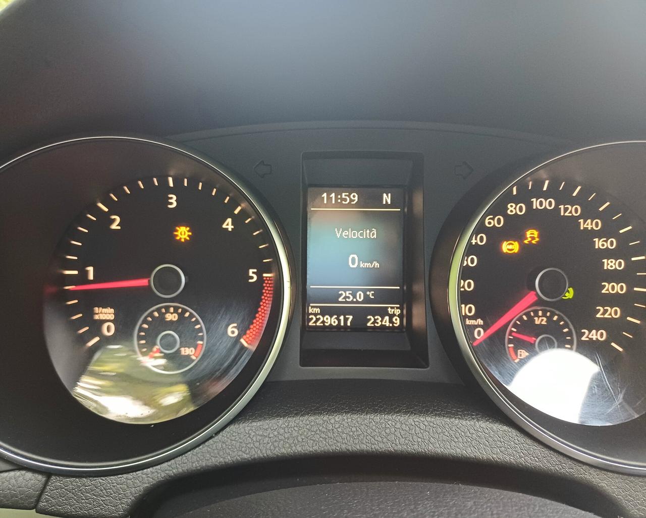 VOLKSWAGEN GOLF 6 2.0 TDI 140cv DSG COMFORT