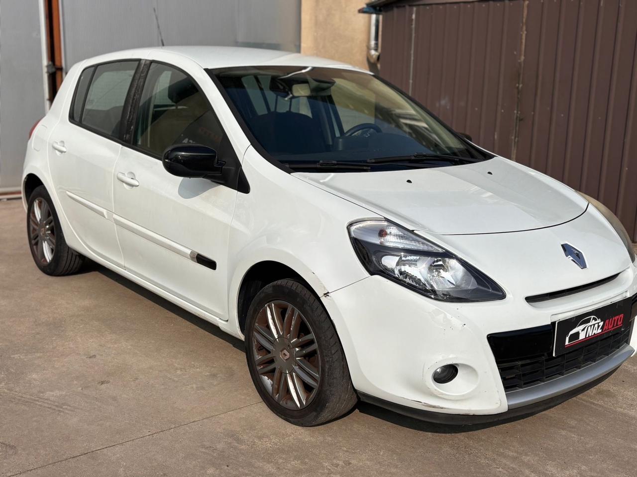 Renault Clio 1.2 16V TCE 5 p LIVE!