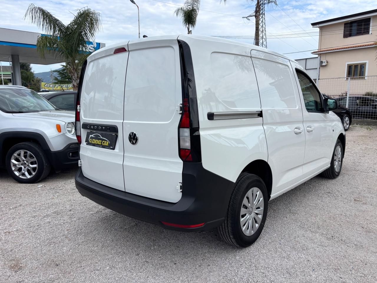 VW CADDY 2.0TDI 75CV 2025 2.000KM FULL OPTIONAL