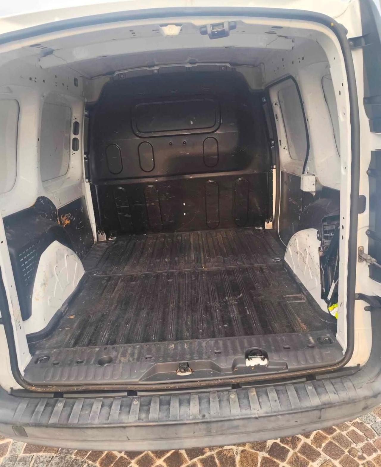 Renault Kangoo 1.5 dCi 75CV F.AP. S&S 3p. Express Compact Energy