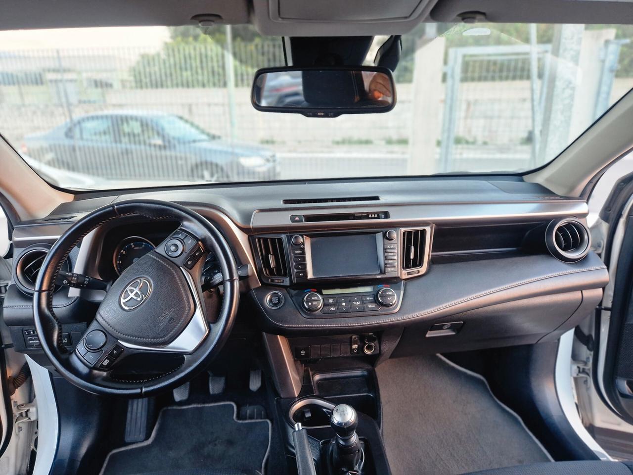 Toyota RAV 4 RAV4 2.0 D-4D 2WD Exclusive