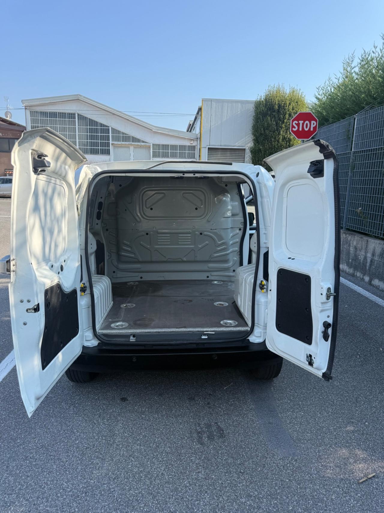 Fiat Fiorino 1.3 MJT 95CV Cargo Adventure