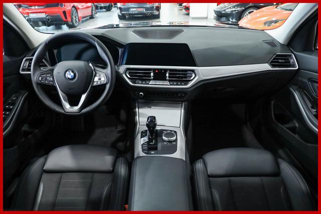 BMW 318 d Touring - SPORT - APPLE CAR PLAY - FULL ADAS