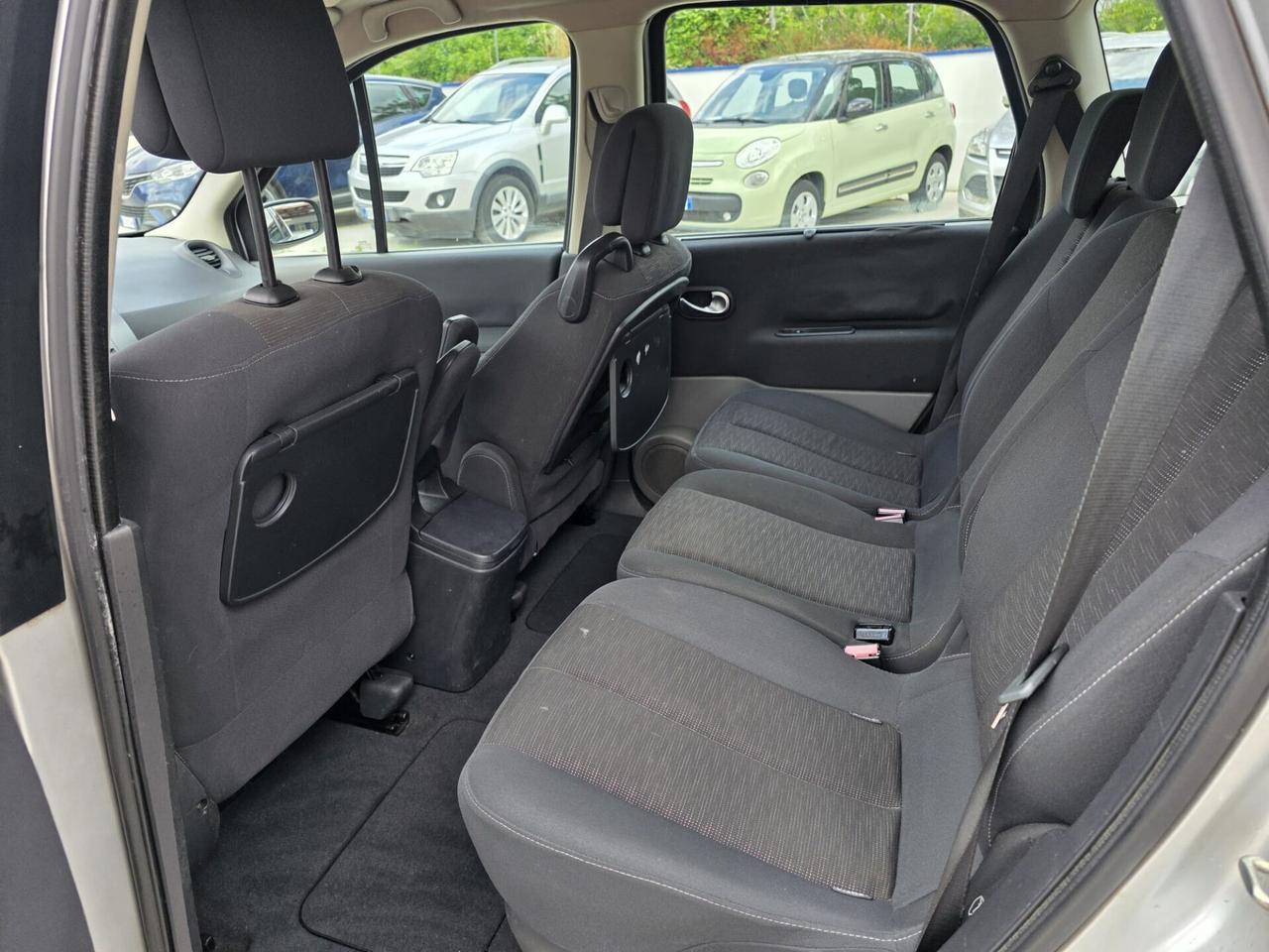 Renault Scenic Grand Scénic 1.9 dCi/130CV D