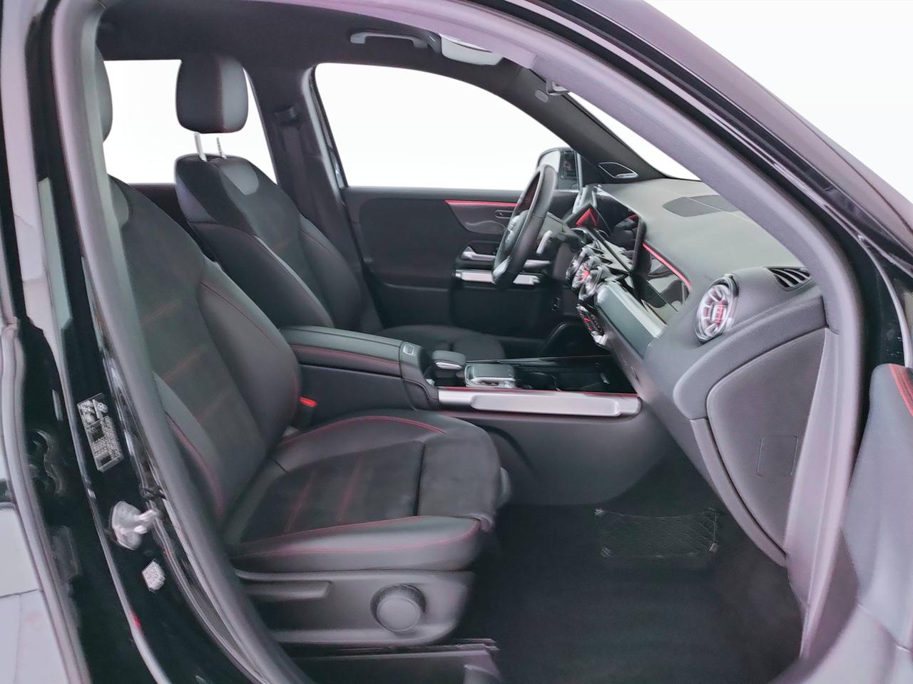 Mercedes-Benz GLB - X247 2019 - GLB 200 d Premium 4matic auto