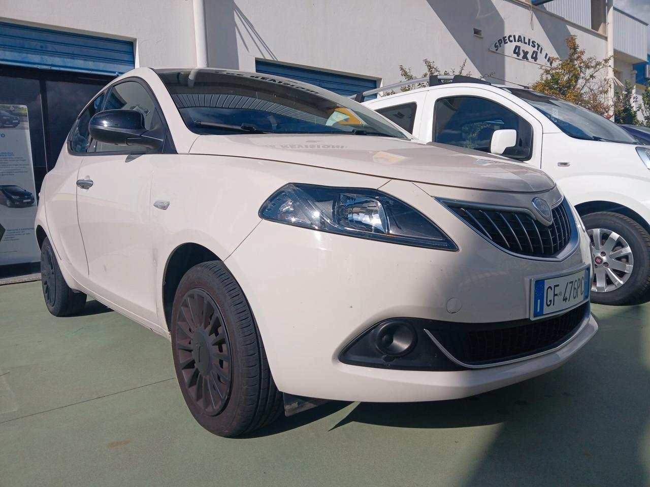 LANCIA Ypsilon 1.000 Hybrid 69cv Km41.300