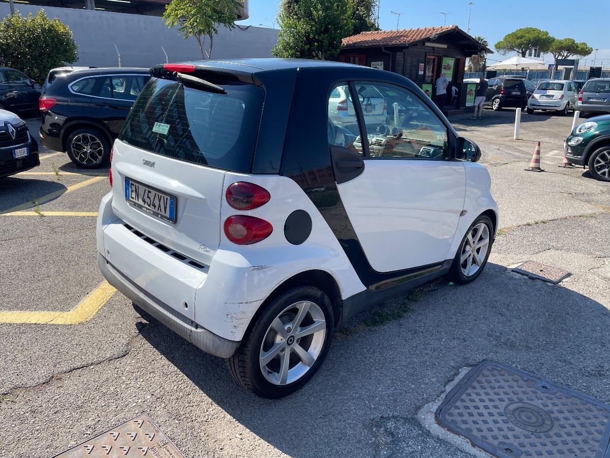 SMART - Fortwo - 1000 62 kW coupé pulse