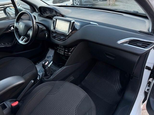 Peugeot 208 1.2 e-VTi 82CV Allure - 2017