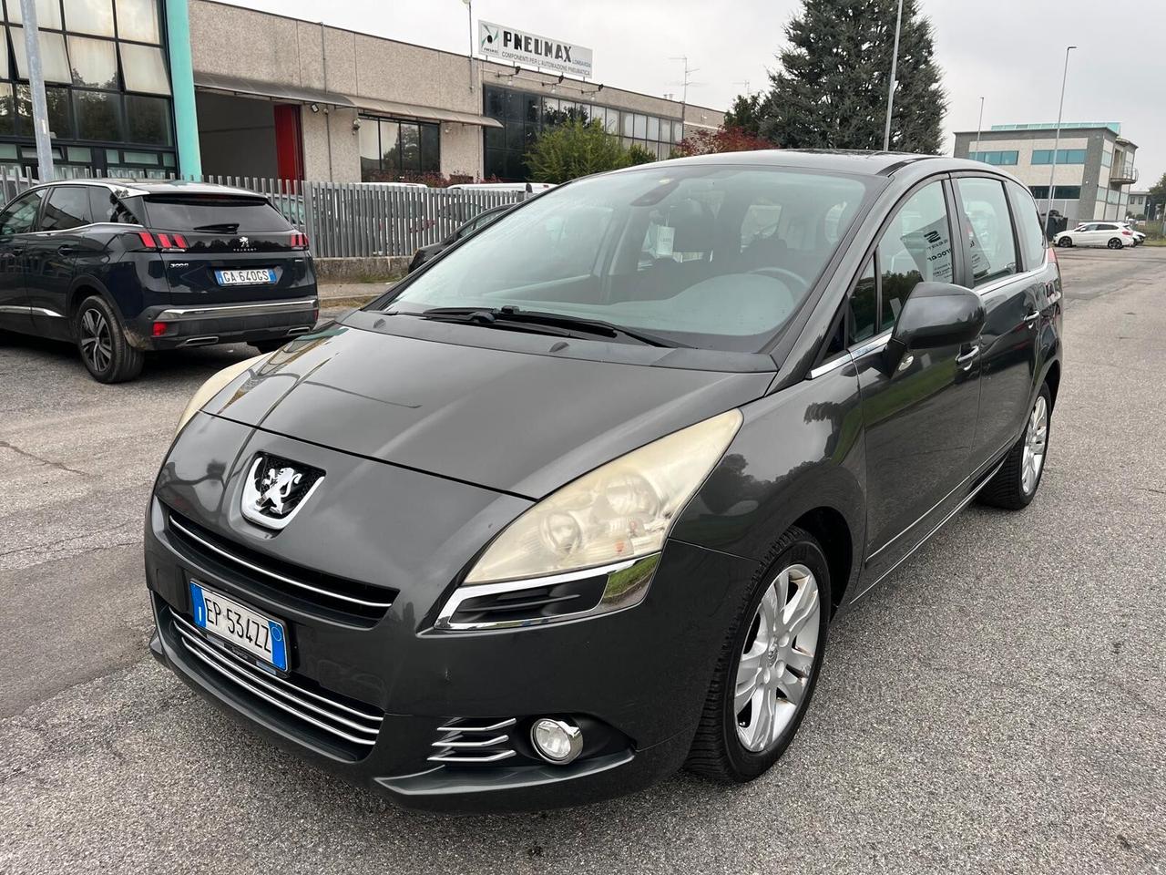 Peugeot 5008 1.6 HDi 112CV Active