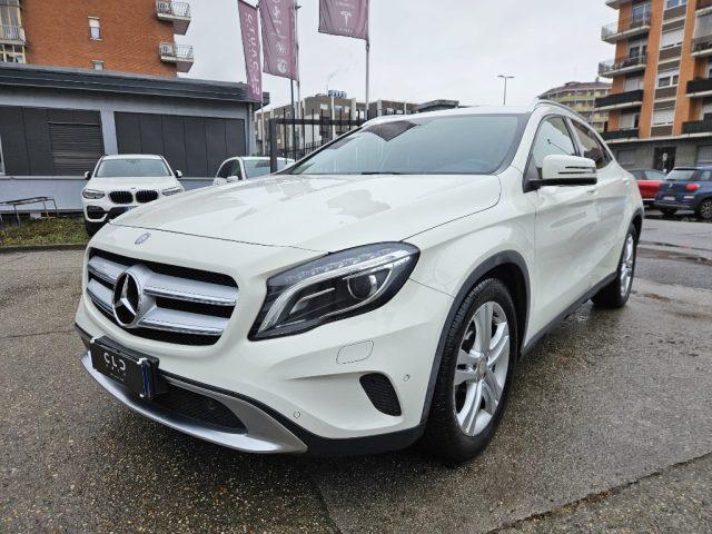 MERCEDES-BENZ GLA 220 CDI Automatic