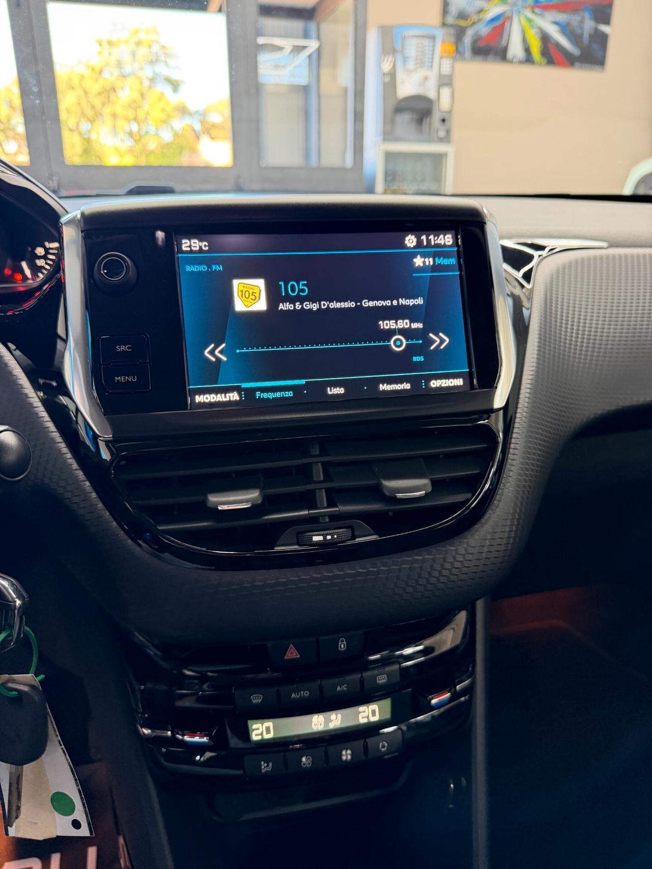 Peugeot 2008 BlueHDi 100 S&S Allure