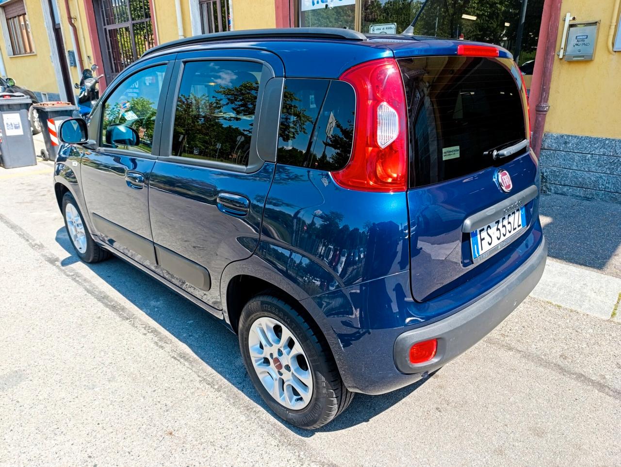 Fiat Panda 1.2 Lounge --- POCHI KM