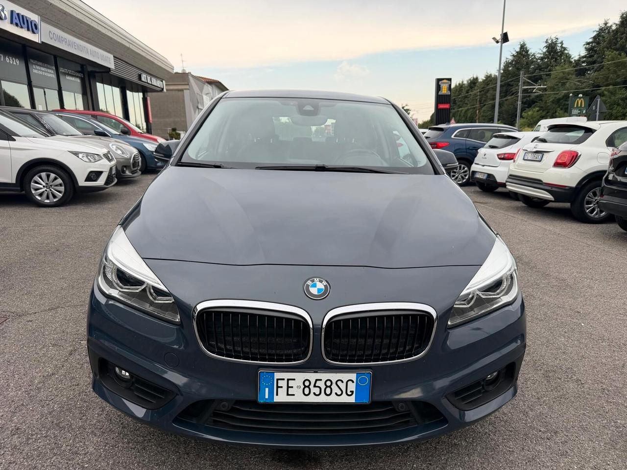 Bmw 2er Active Tourer 218d Advantage