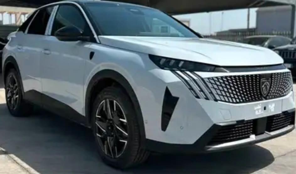 Peugeot 3008 Hybrid 145 e-DCS6 GT
