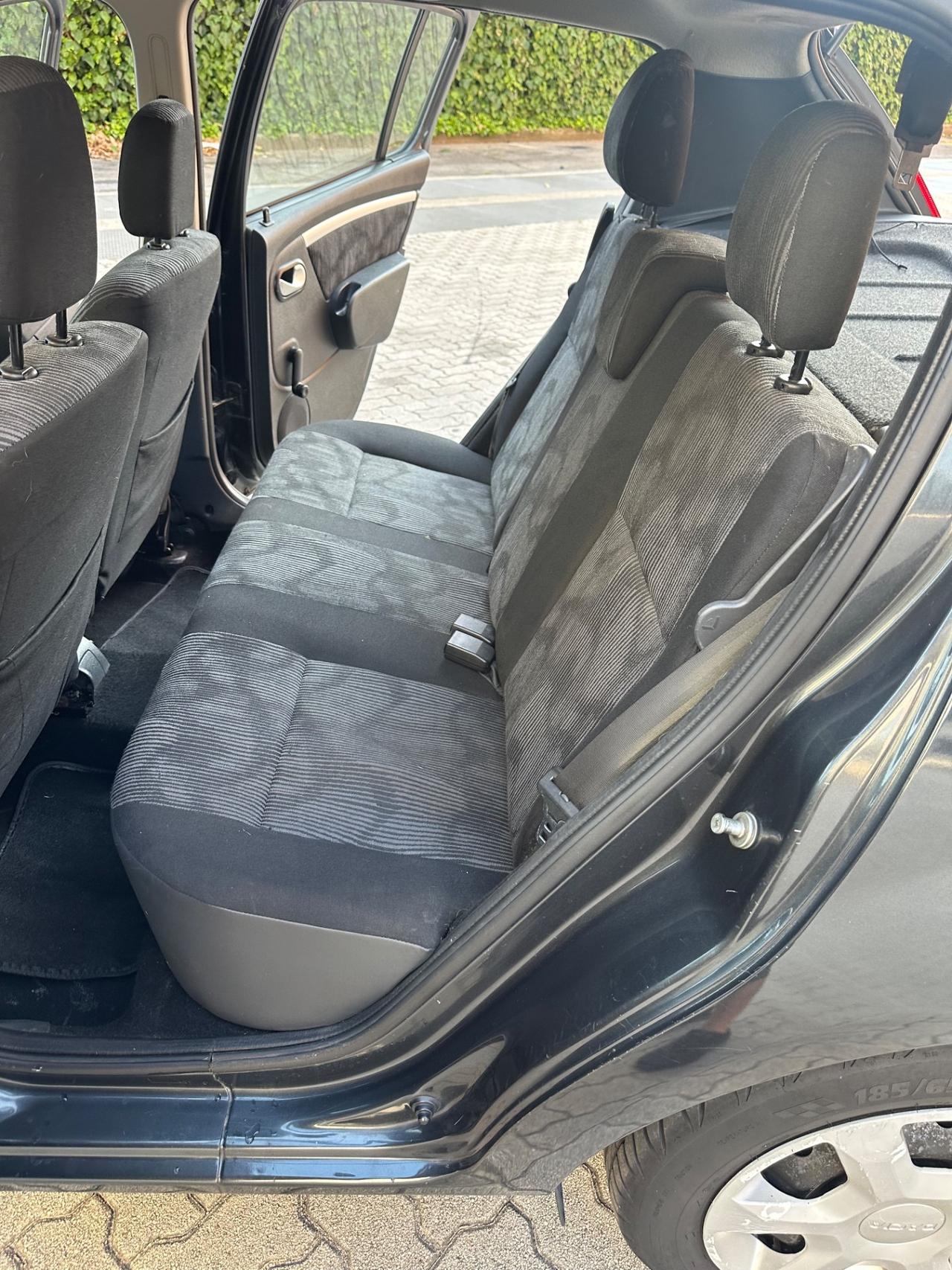 Dacia Sandero 1.4 8V GPL Lauréate