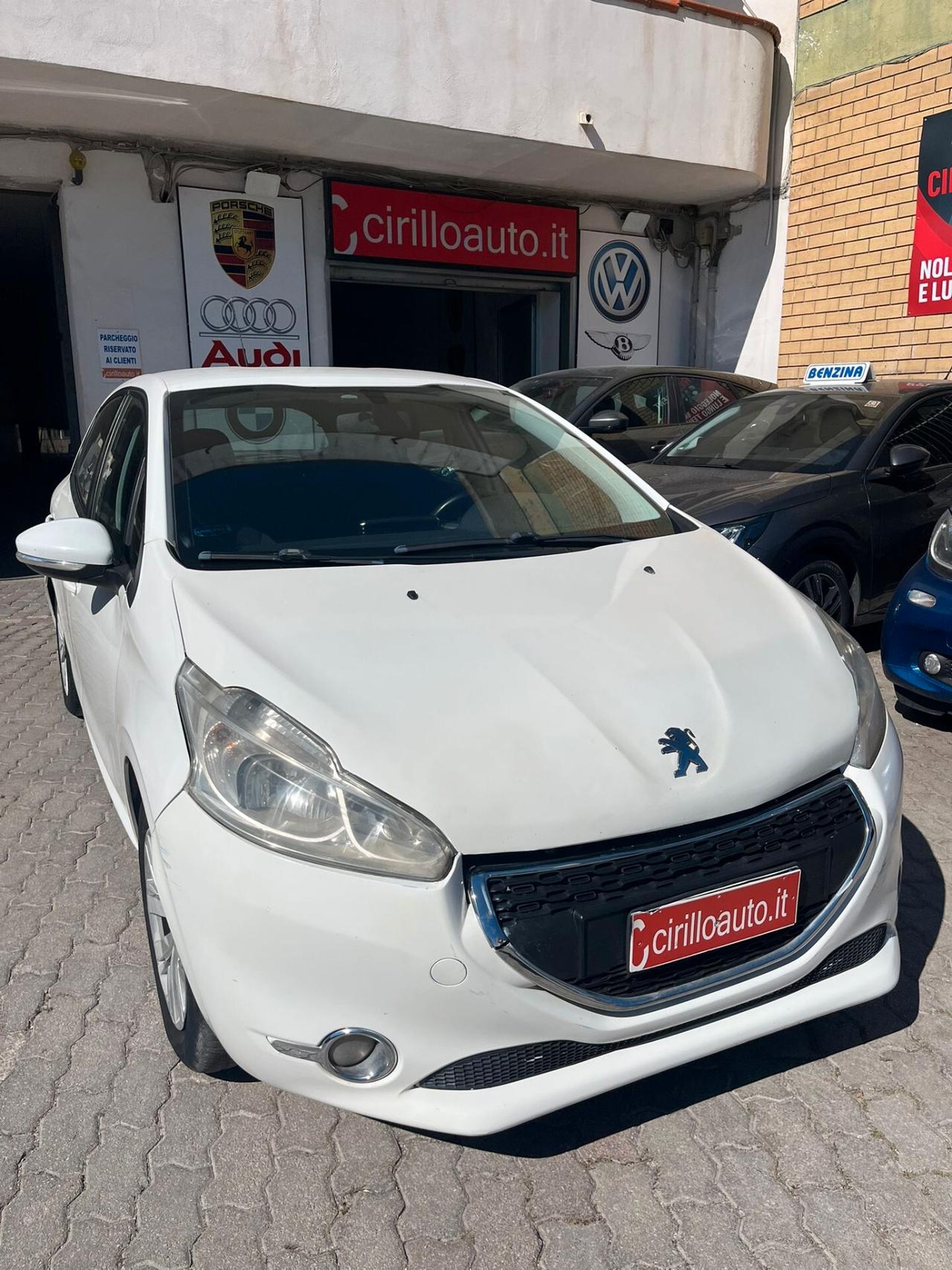Peugeot 208 1.4 HDi 68 CV 5 porte Mix