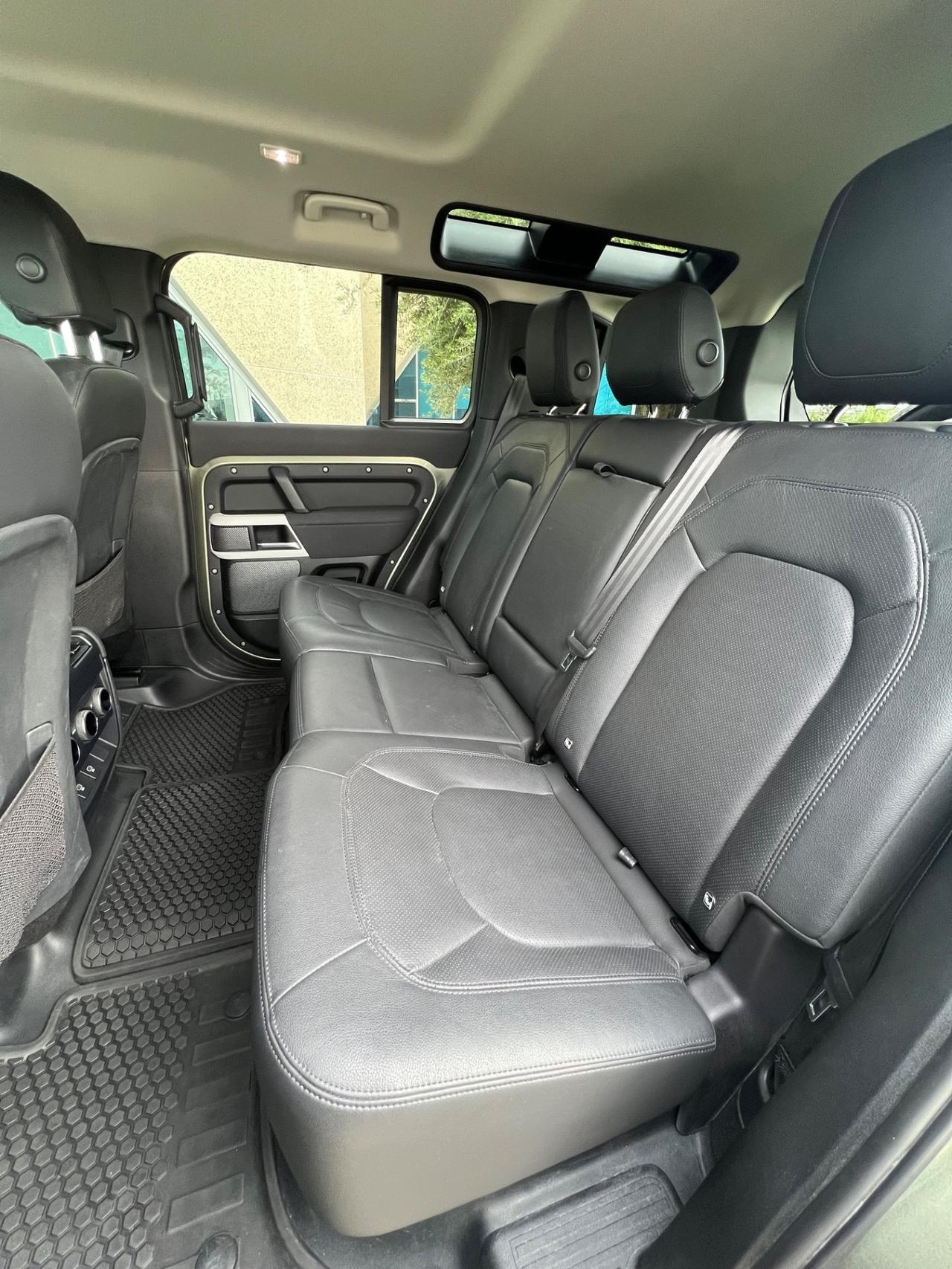 Land Rover Defender 110 XDynamic SE possibilità noleggio no scoring