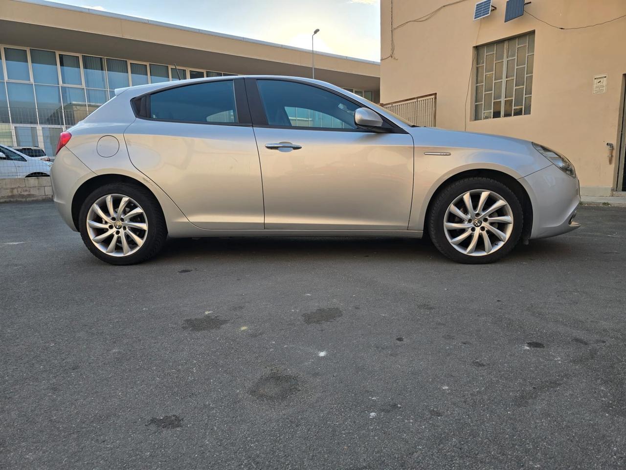 Alfa Romeo Giulietta 1.6 JTDm-2 105 CV Exclusive perfetta gaaranzia 12 mesi