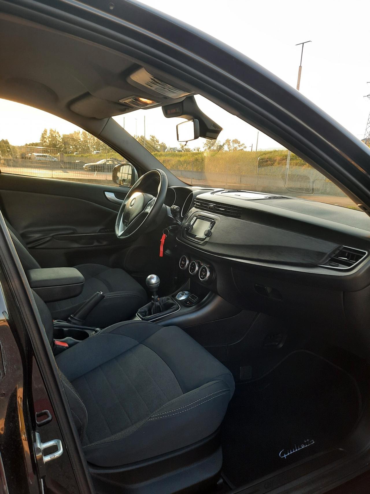 Alfa Romeo Giulietta 1.6 JTDm 120 CV Super Ok neopatentati