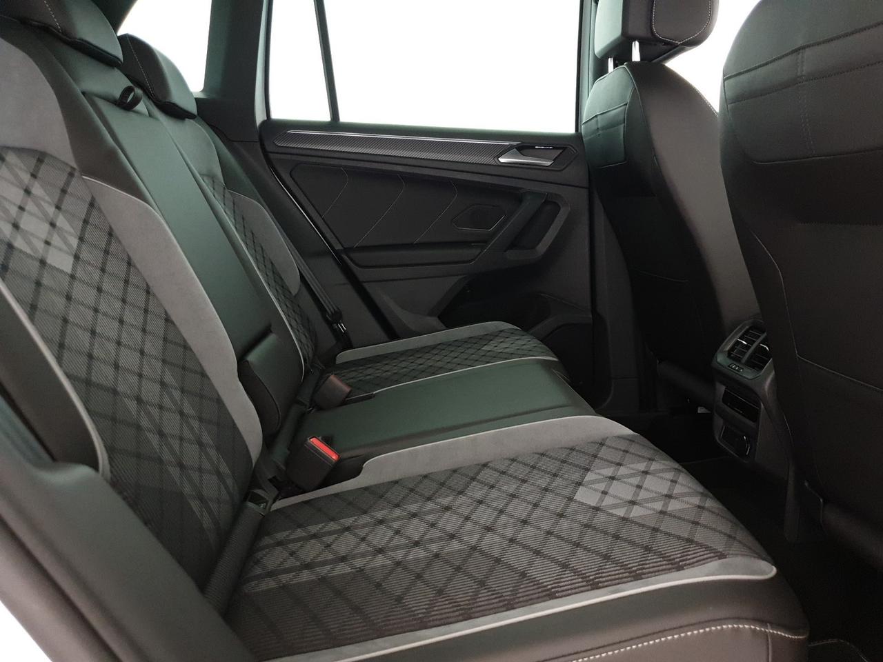 Volkswagen Tiguan 2.0 tdi r-line 150cv dsg