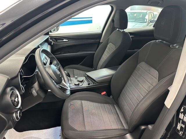 Alfa Romeo Stelvio 2.2 Turbodiesel 190 CV AT8 Q4 Business