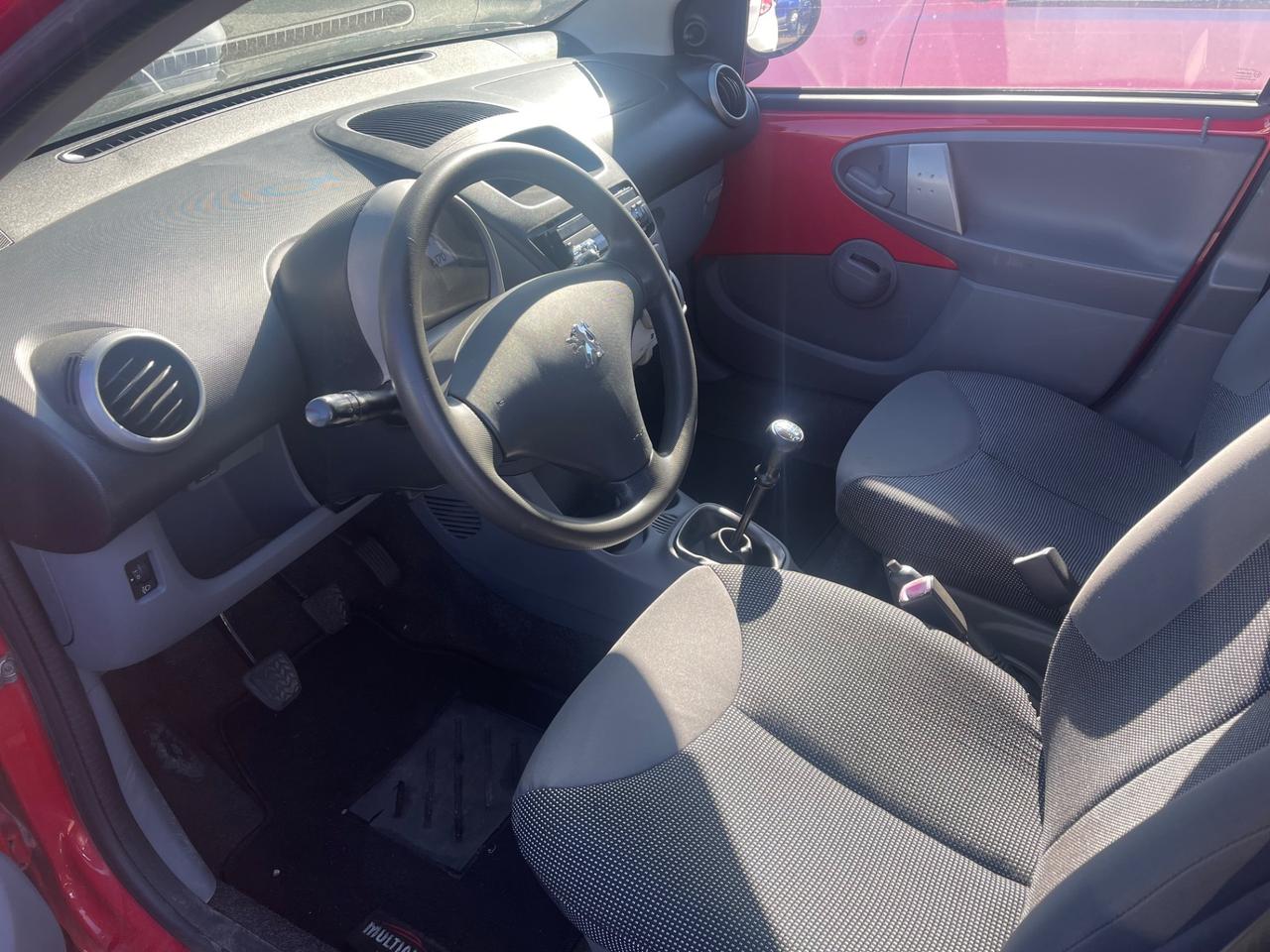 Peugeot 107 1.0 68CV 5p. Desir