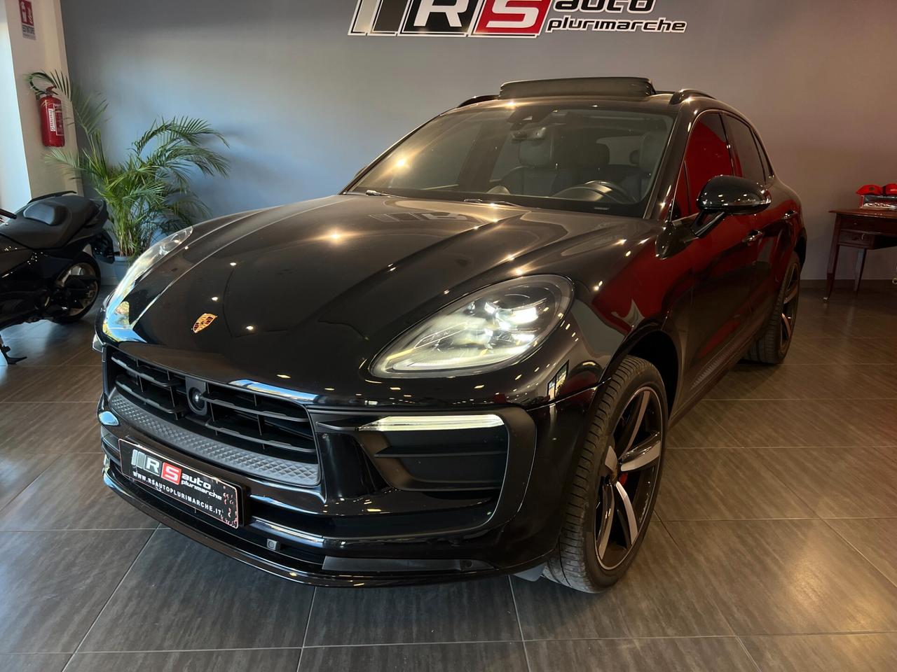 Porsche Macan 2.0 PASM PNEUMATICHE