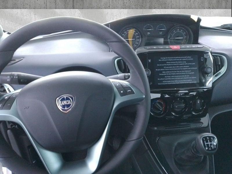 Lancia Ypsilon 1.0 firefly hybrid Gold s&s 70cv