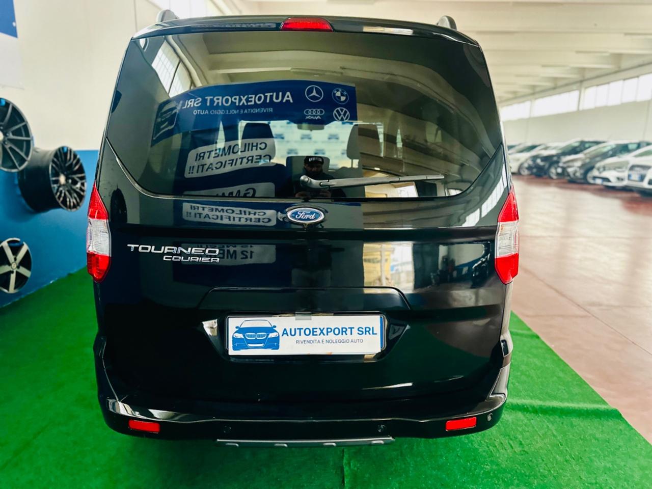 Ford Tourneo Courier 1.5 TDCI 75 CVSport/2019/okneopatenti