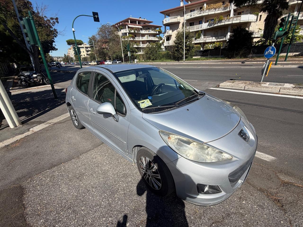 Peugeot 207 gpl 5porte manuale