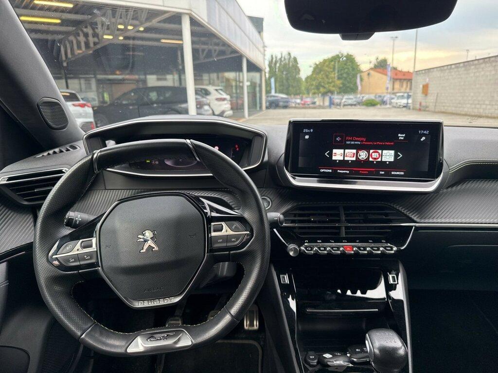 Peugeot 2008 1.2 PureTech GT Line