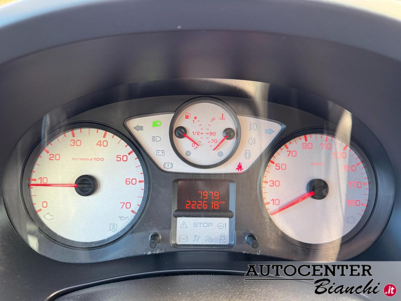 Peugeot Partner Tepee 1.6 hdi Outdoor 90cv