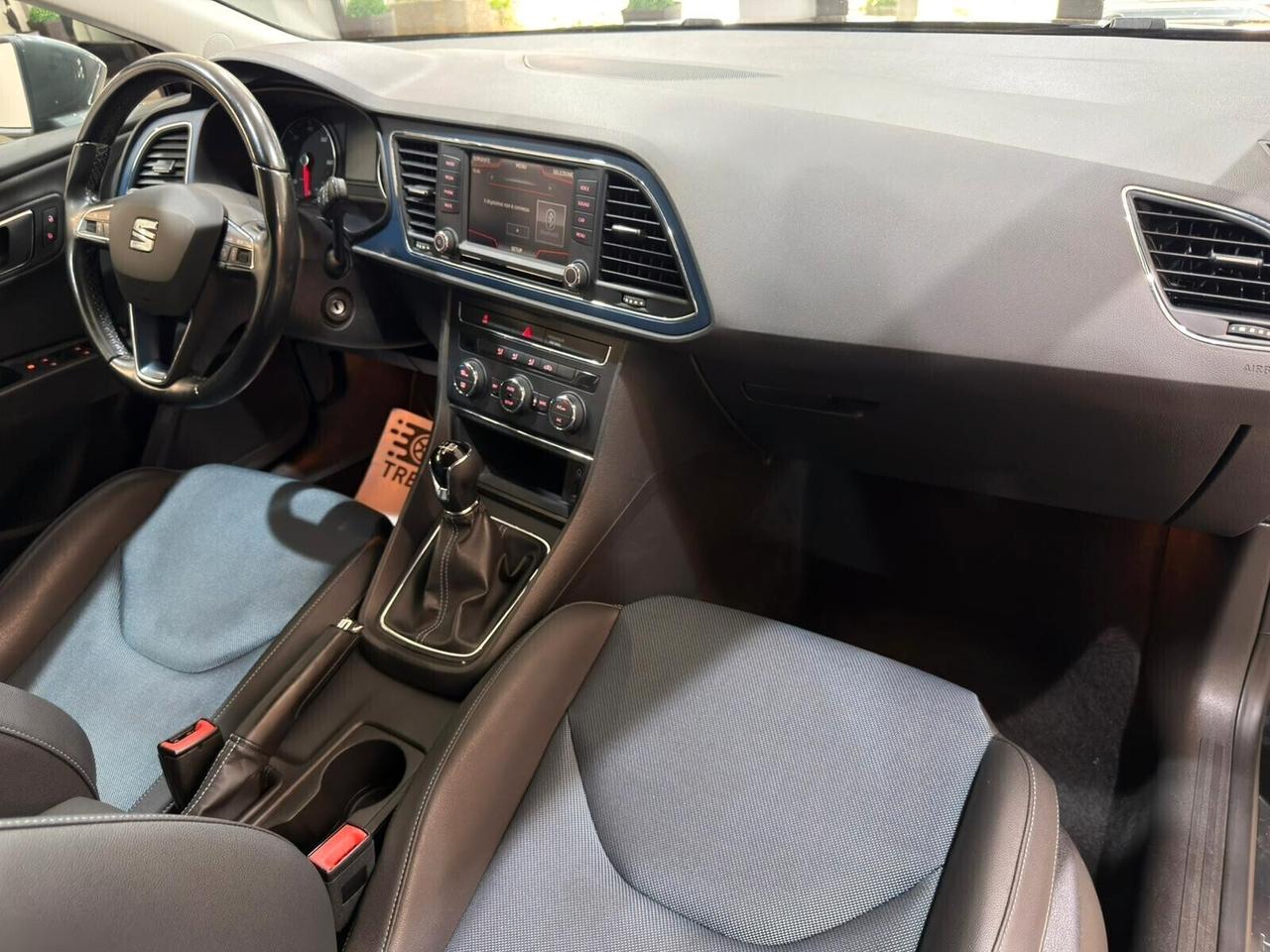 SEAT LEON 1.6 TDI 110cv 5P STYLE S&S
